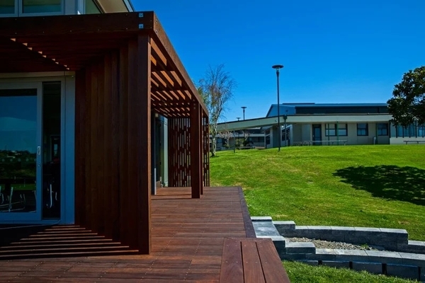 MACLEANS COLLEGE - AUCKLAND